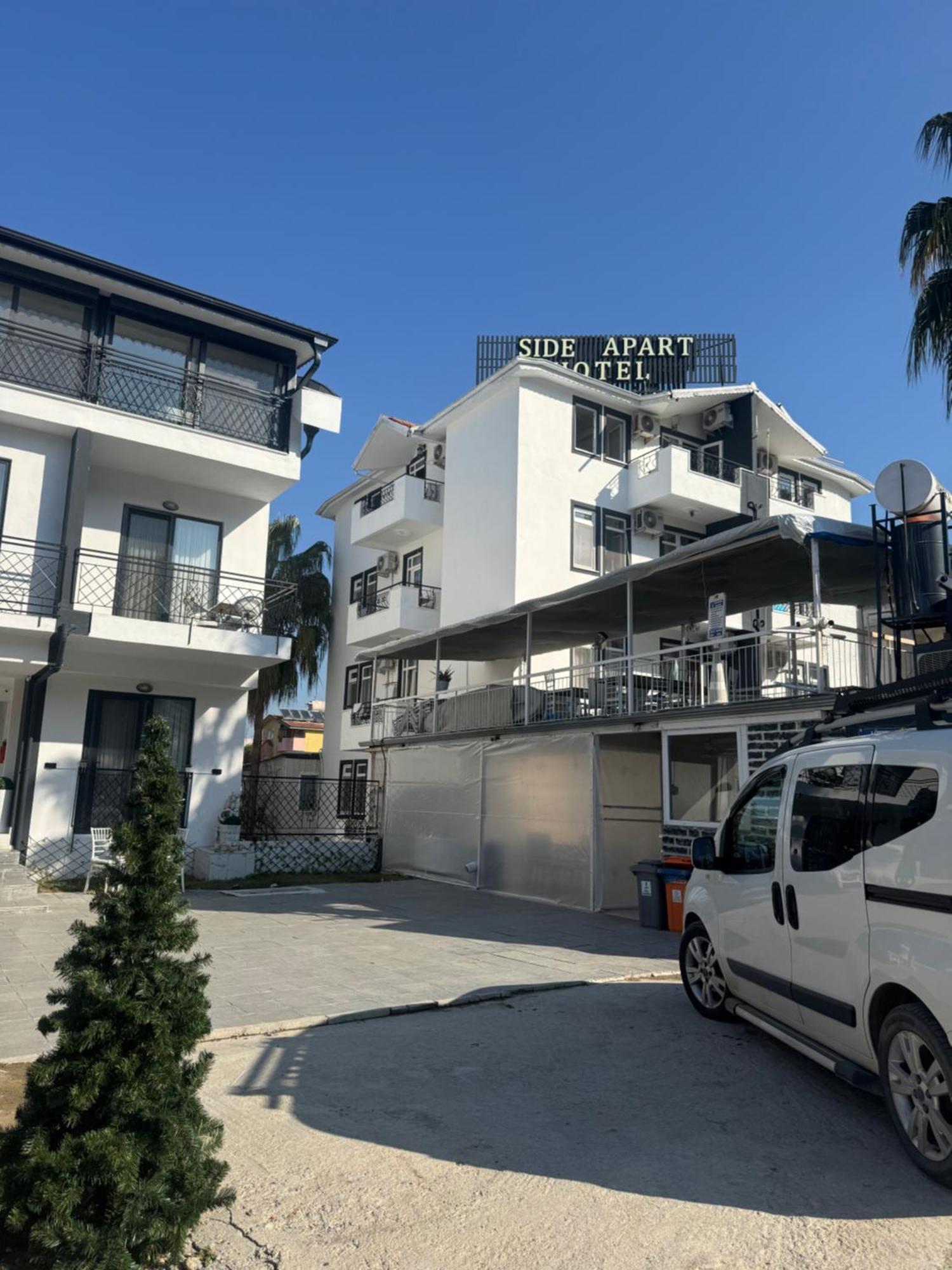 Side Apart Hotel Exterior photo